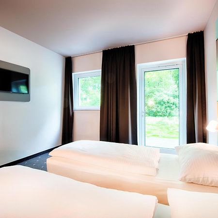 B&B Hotel Stuttgart-Neckarhafen Esterno foto